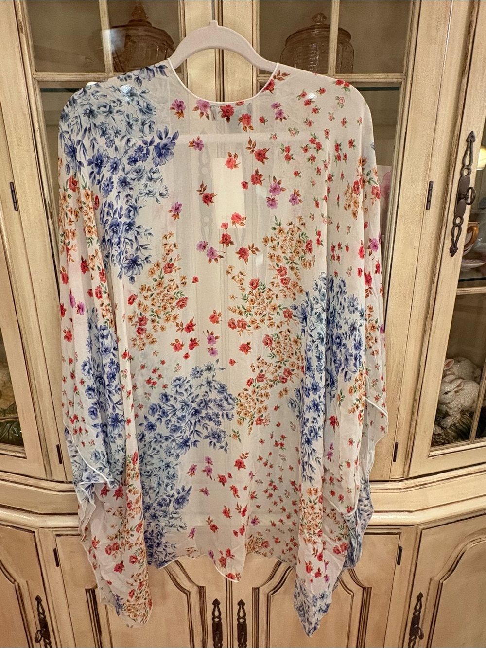 NWT Karen Kane Floral Open Front Jacket in Sheer White with Pastel Florals - Picture 3 of 8
